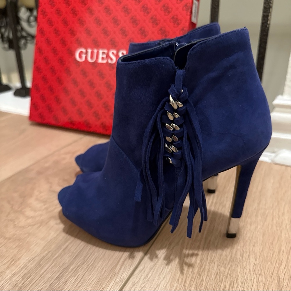 Guess Women's Royal Blue Heeled Boots
Peep-toe; Size 6.5
